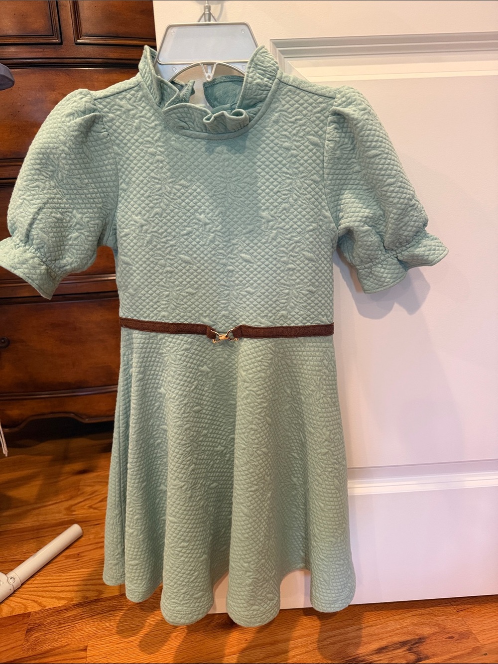 Girls' Mint Green Quilted Puff-Sleeve Dress with Belt